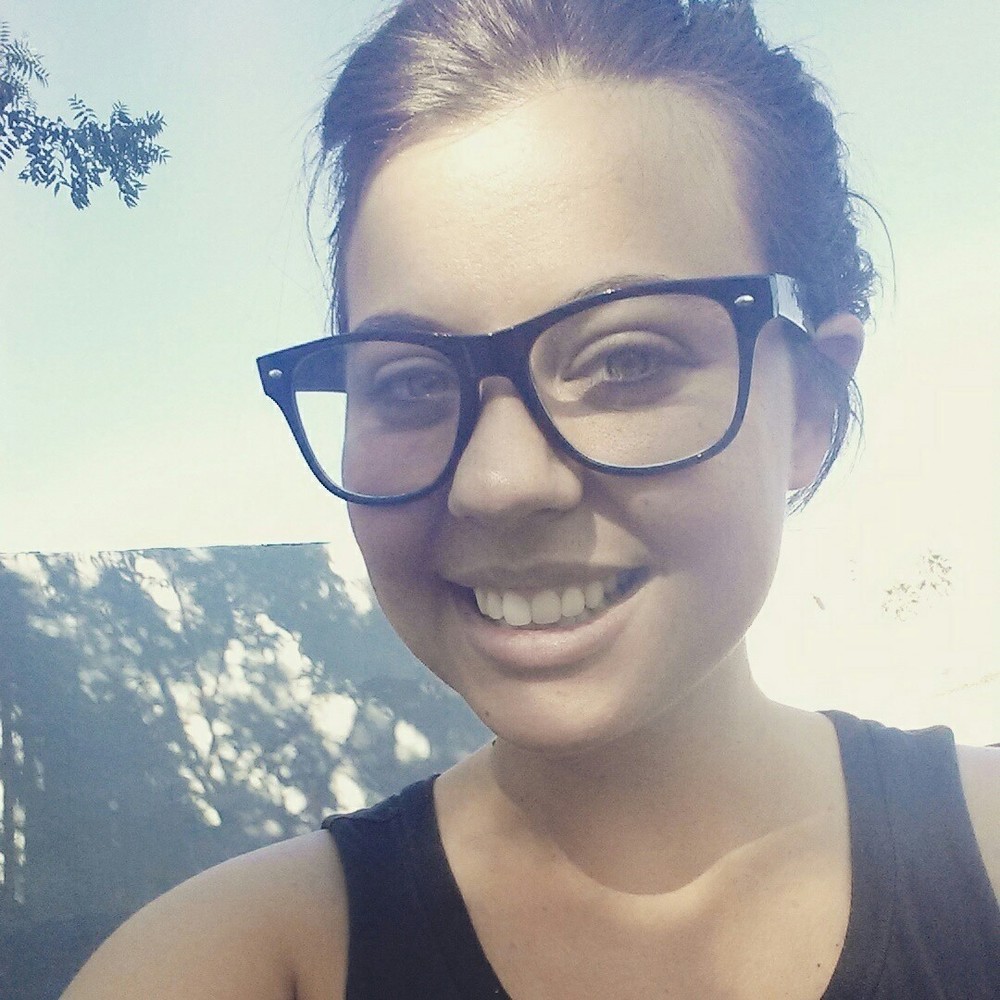 Meet your Posher, Elle